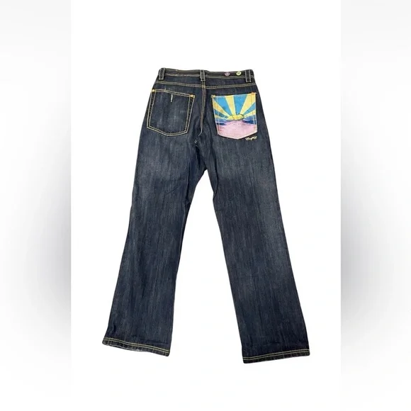 Coogi Vintage Eagle front- logo back pocket with decorative buttons 32X34 jeans